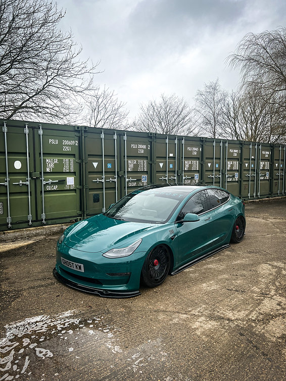 TRC Dark Ghost - Tesla Model 3 Full Bodykit