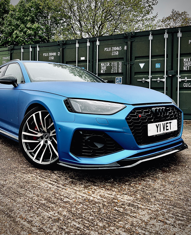 Dark Ghost - Audi RS4 B9.5 Front Splitter