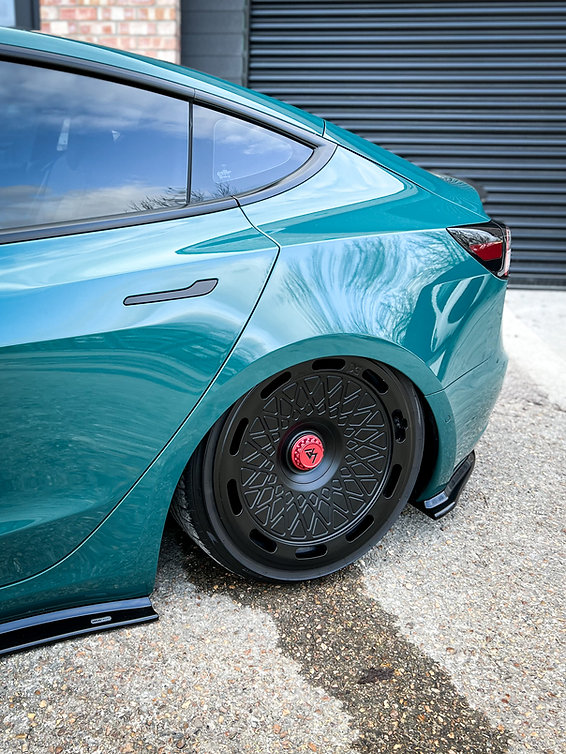 TRC Dark Ghost - Tesla Model 3 Rear Spats