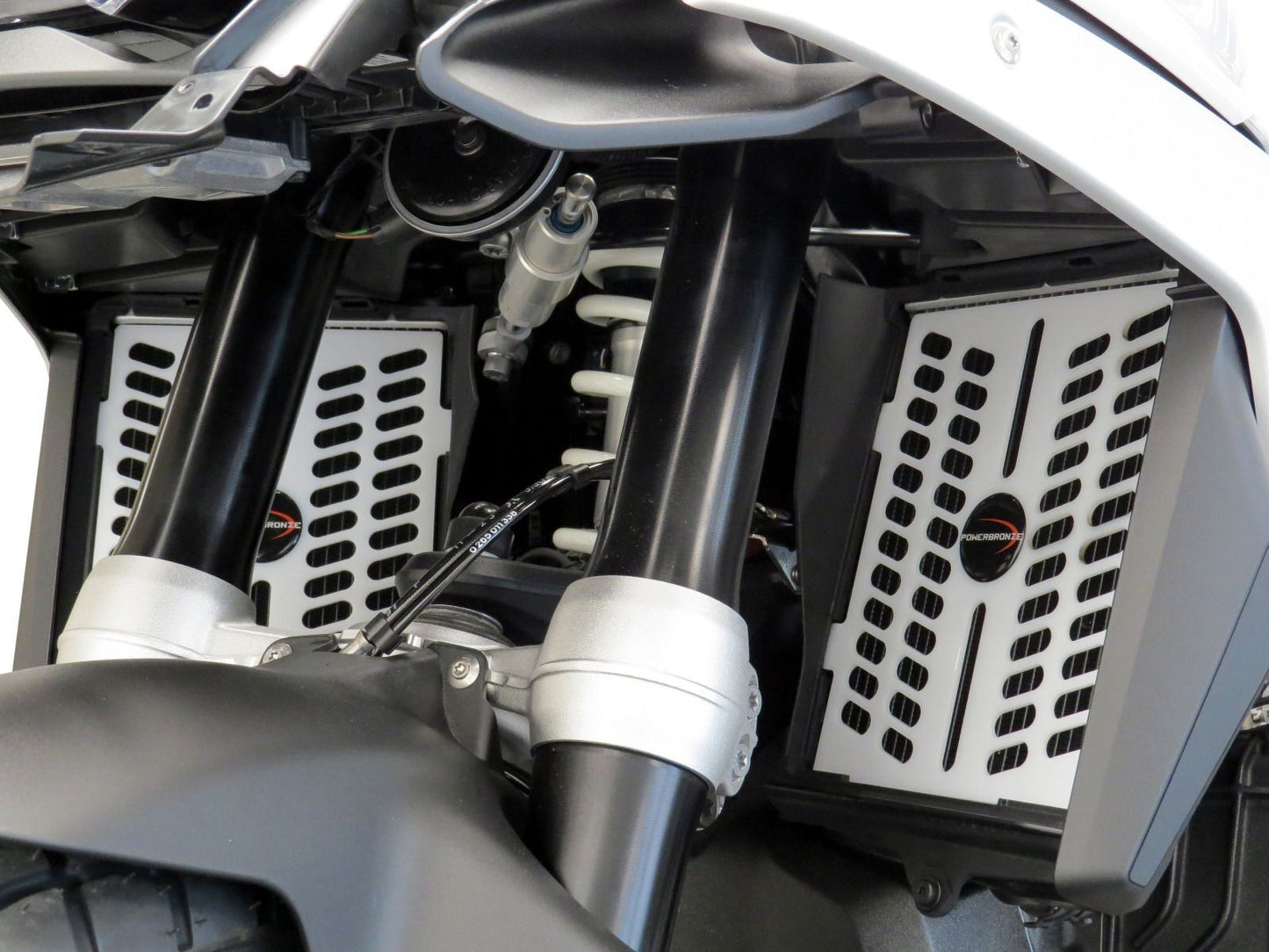 Cooler Grill Radiator Guard oil protector (PLASTIC) BMW ,R1300GS, 2024 - onwards
