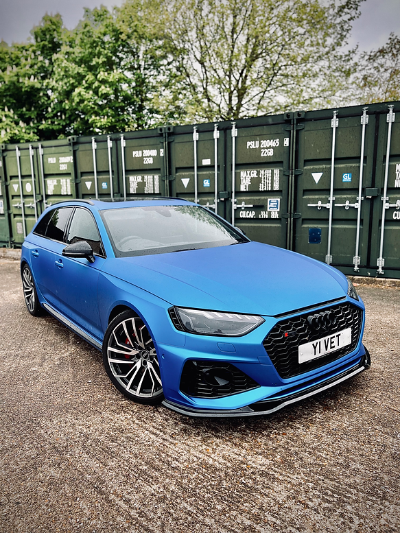 Dark Ghost - Audi RS4 B9.5 Front Splitter