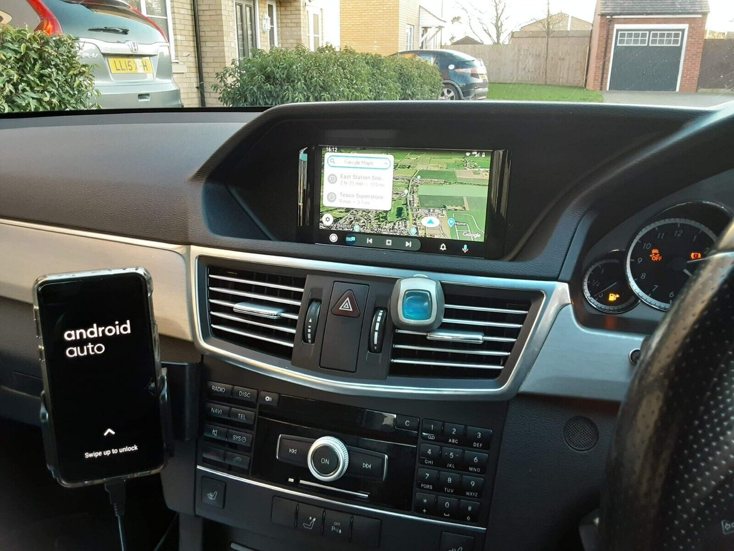 Mercedes E Class W212 2010-2014 CARPLAY AND ANDROID AUTO UPGRADE KIT