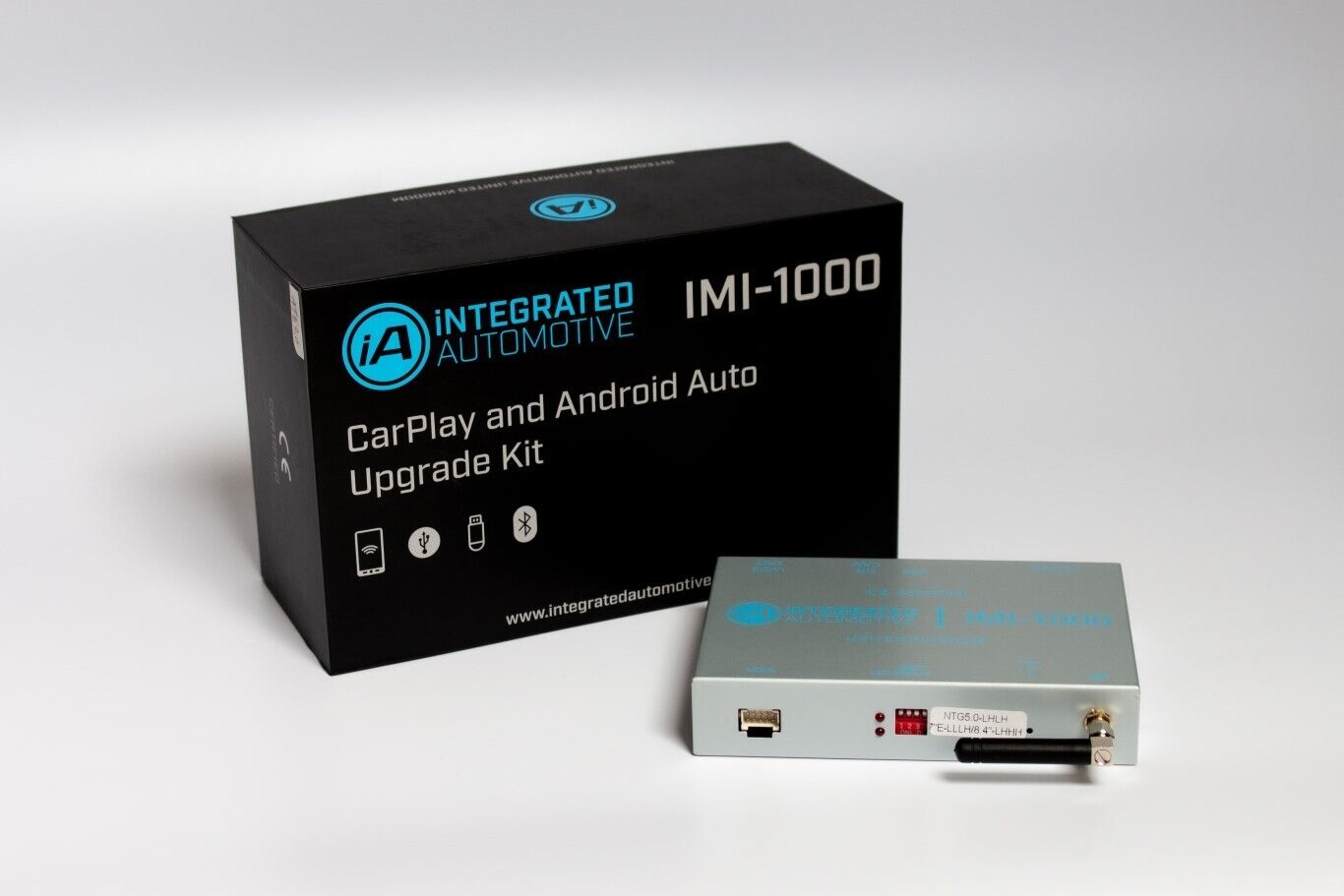 Mercedes CLS Class (C218) 2010-2015 CARPLAY AND ANDROID AUTO UPGRADE KIT