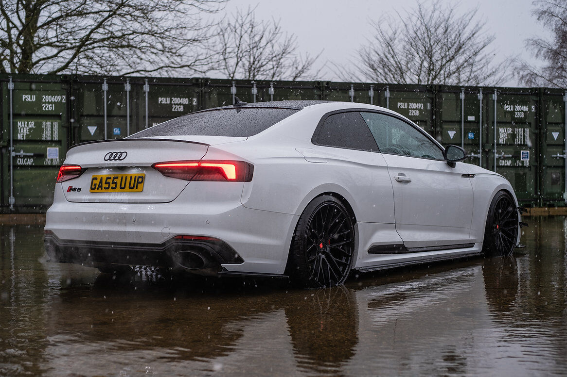 Dark Ghost - Audi RS5 B9 Rear Spats