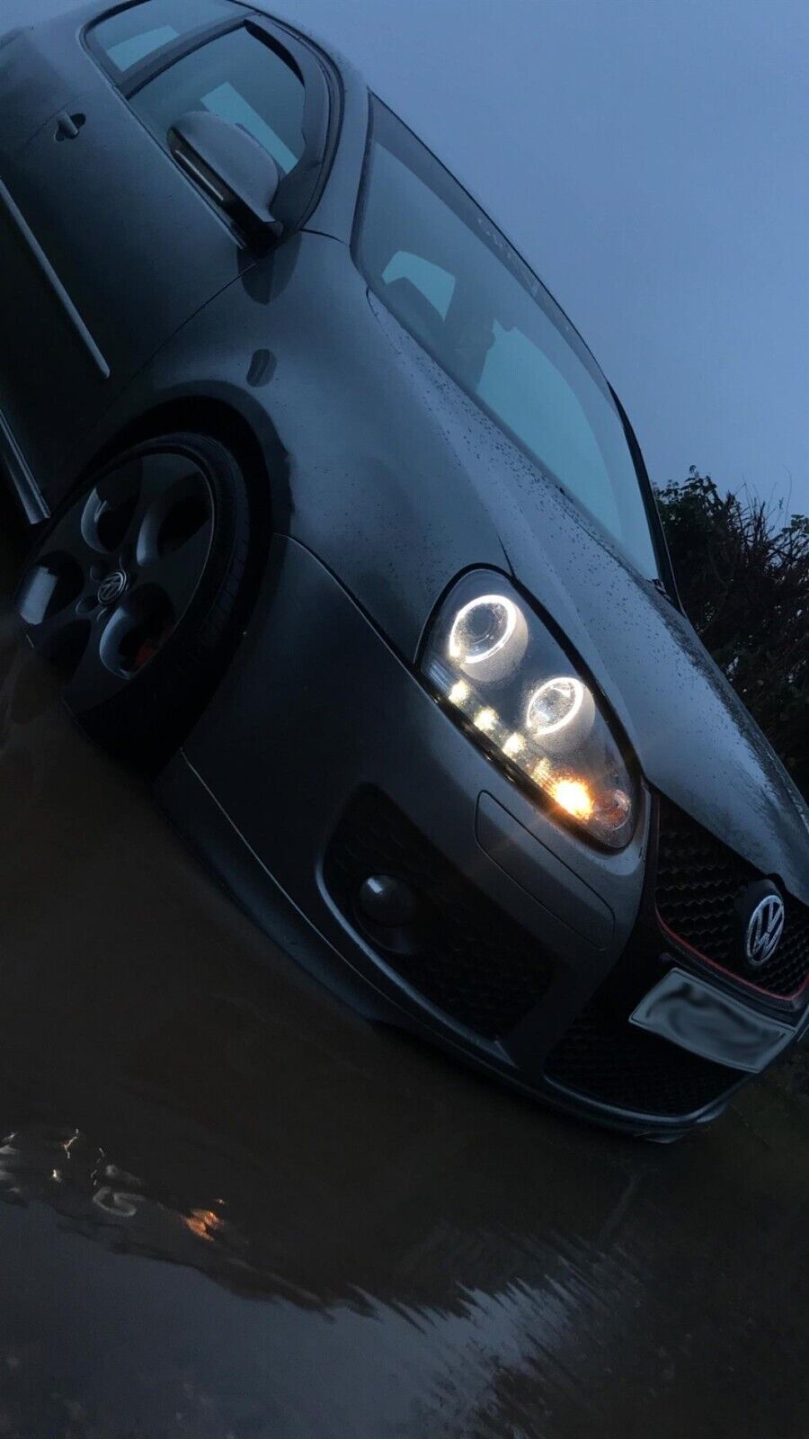 Black Angel Eye Headlights for VW Golf Mk5 with LED DRL R8 strip + H1 bulbs x2