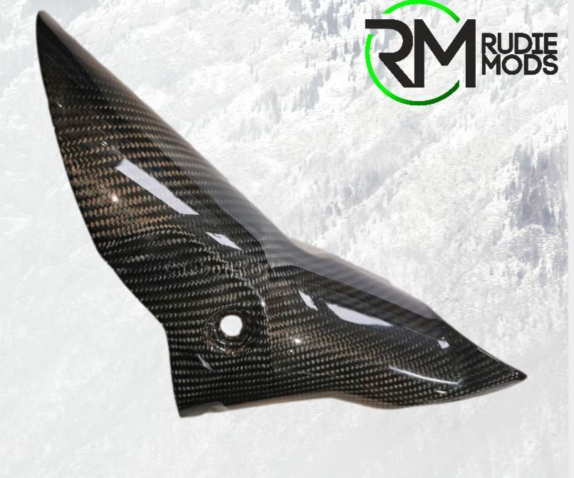 Carbon Fibre Triumph Rocket 3 Black, GT, R Mid exhaust 1 into 2 heat shield