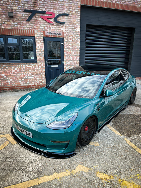 TRC Dark Ghost - Tesla Model 3 Full Bodykit