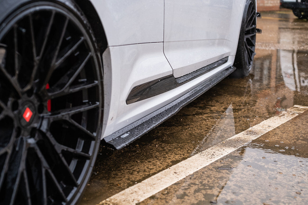 Dark Ghost - Audi RS5 B9 Side Skirt Splitters