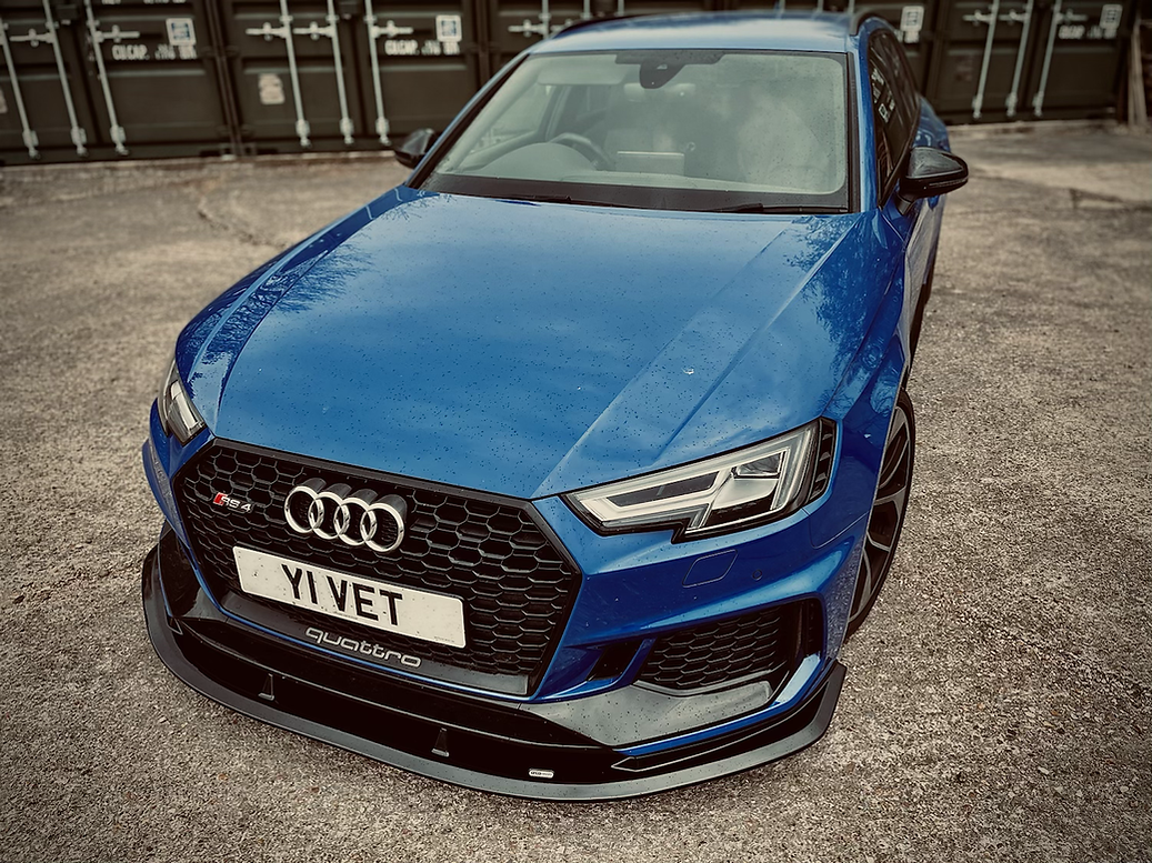Dark Ghost - Audi RS4 B9 Front Splitter