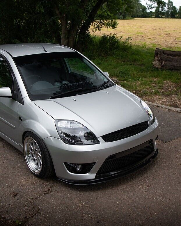 TRC Front Splitter for Ford Fiesta MK6 ST150 / Zetec S
