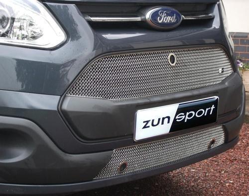 Zunsport Ford Transit Custom 2013 On Front BLACK Grille without Parking Sensors