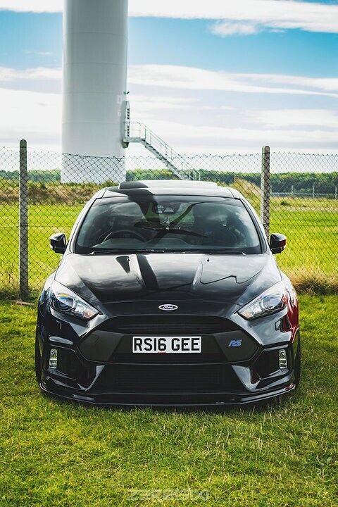 TRC Front Splitter for Ford Focus MK3 RS V1