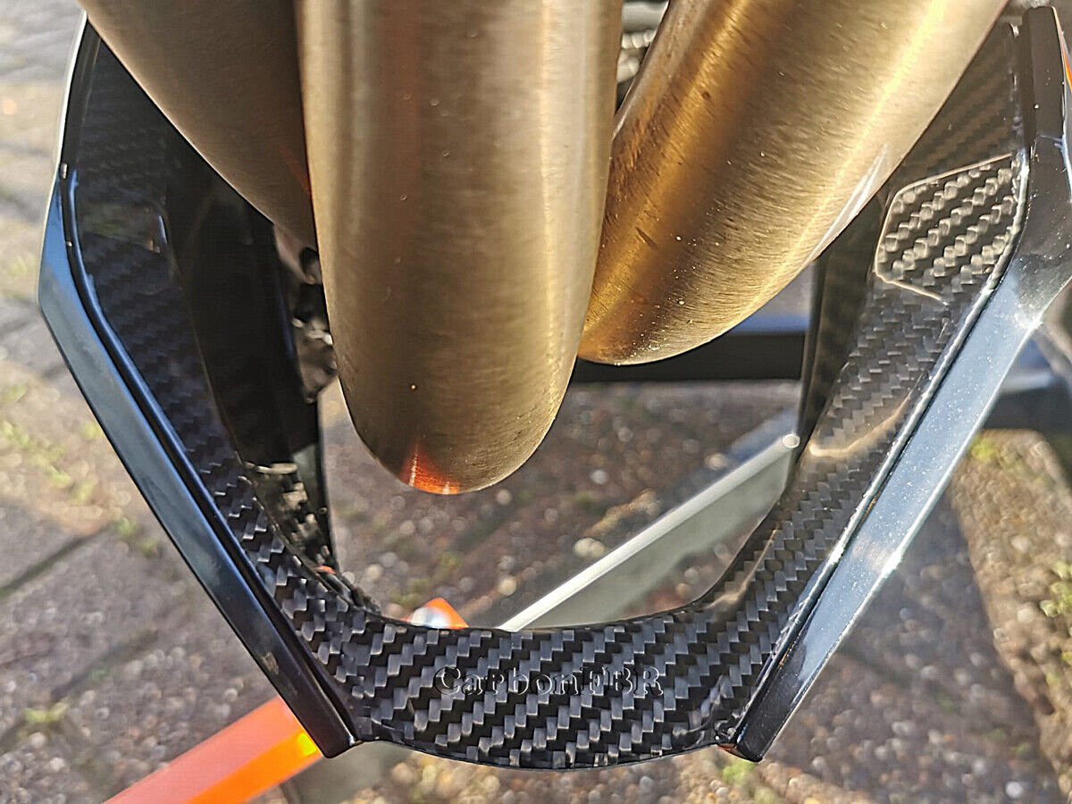 Carbon Fibre Triumph Speed Triple RS 1200 2021 + belly pan centre carbonFBR