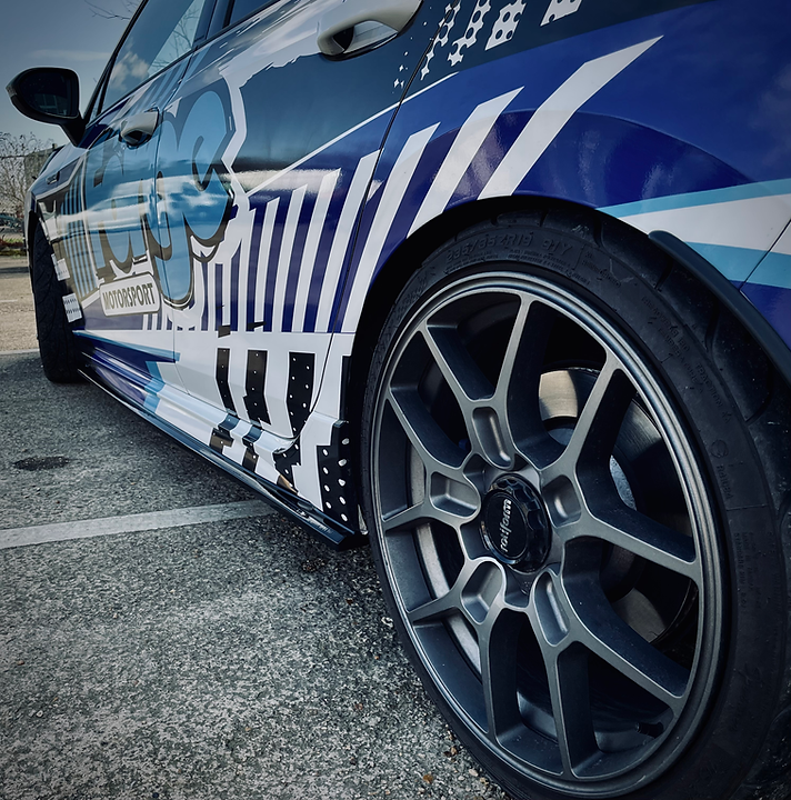 TRC Volkswagen Golf MK8 R Side Skirt Splitters