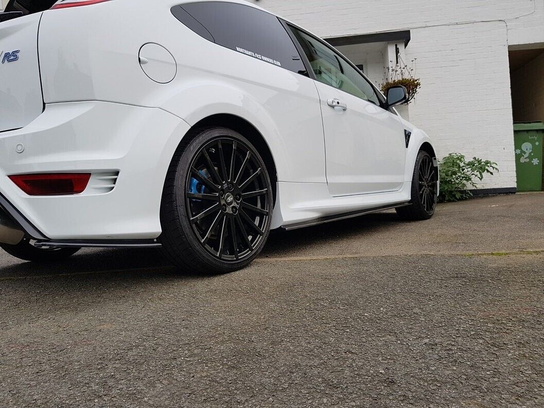 TRC Ford Focus RS MK2 Side Skirt Splitters