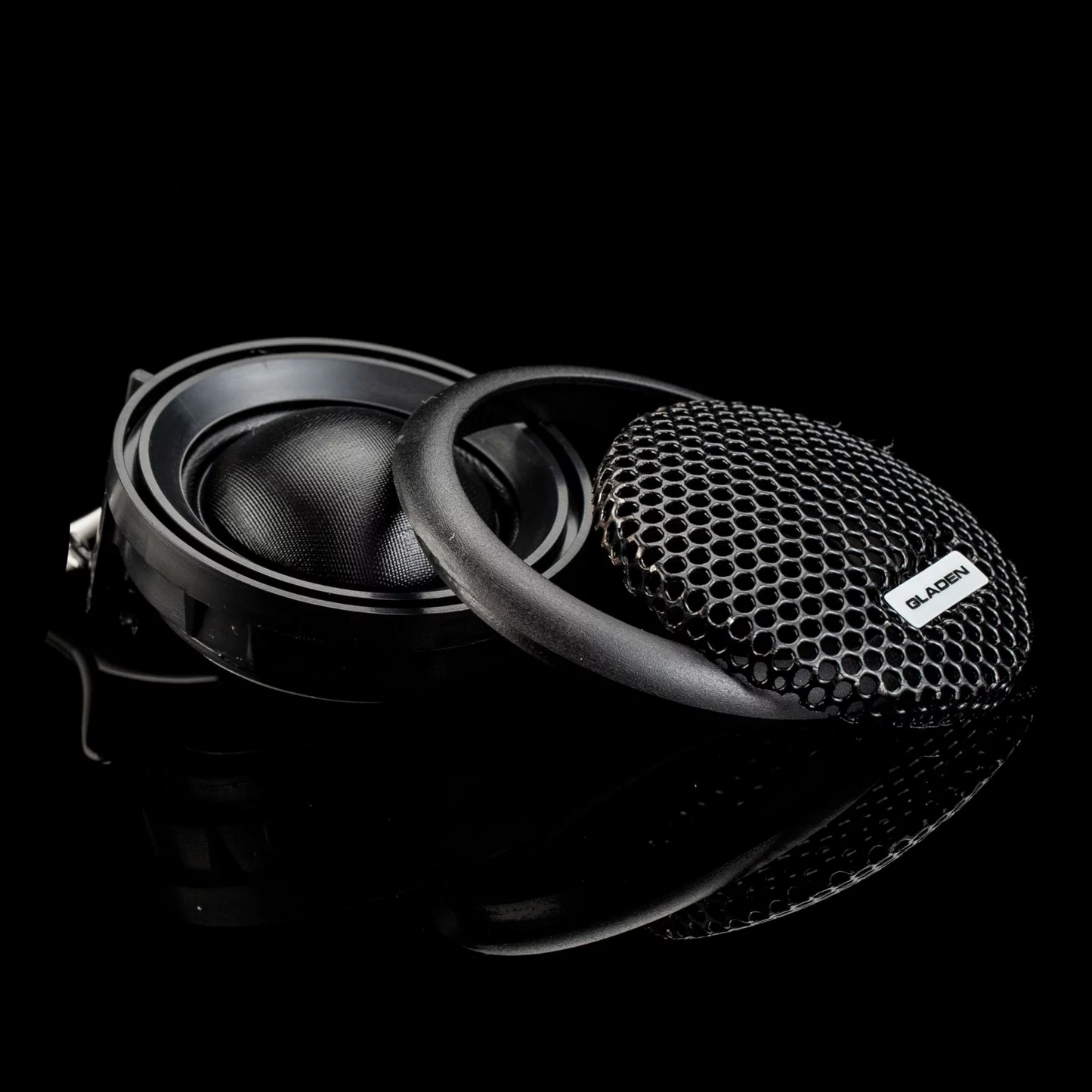 GLADEN ONE 201 BMW ALPHA SPEAKER UPGRADE KIT PLUG & PLAY ENHANCEMENT KIT
