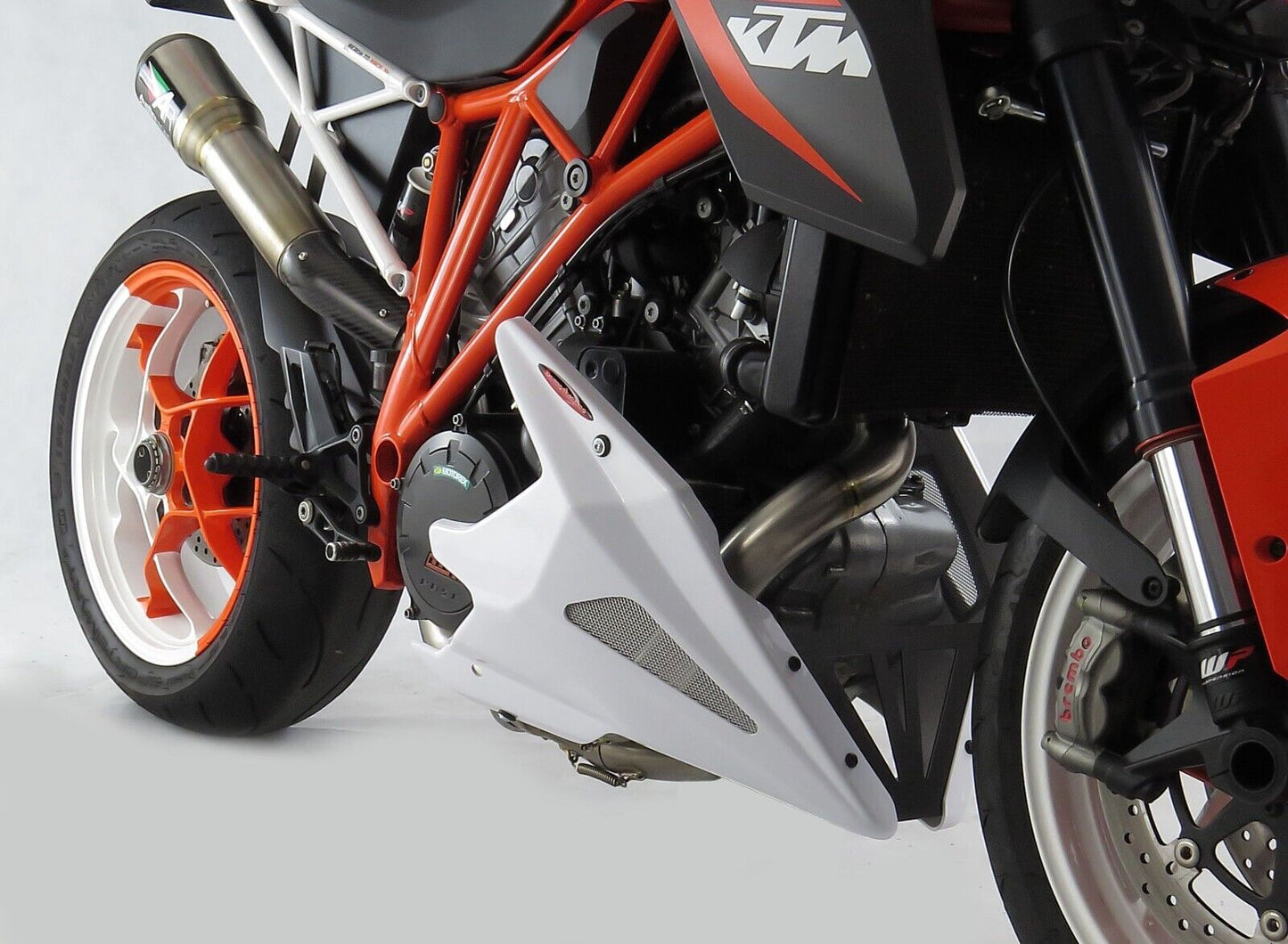 Belly Pan Lower KTM 1290 SUPER DUKE R 14-19, GT 16-23 WHITE - SILVER MESH