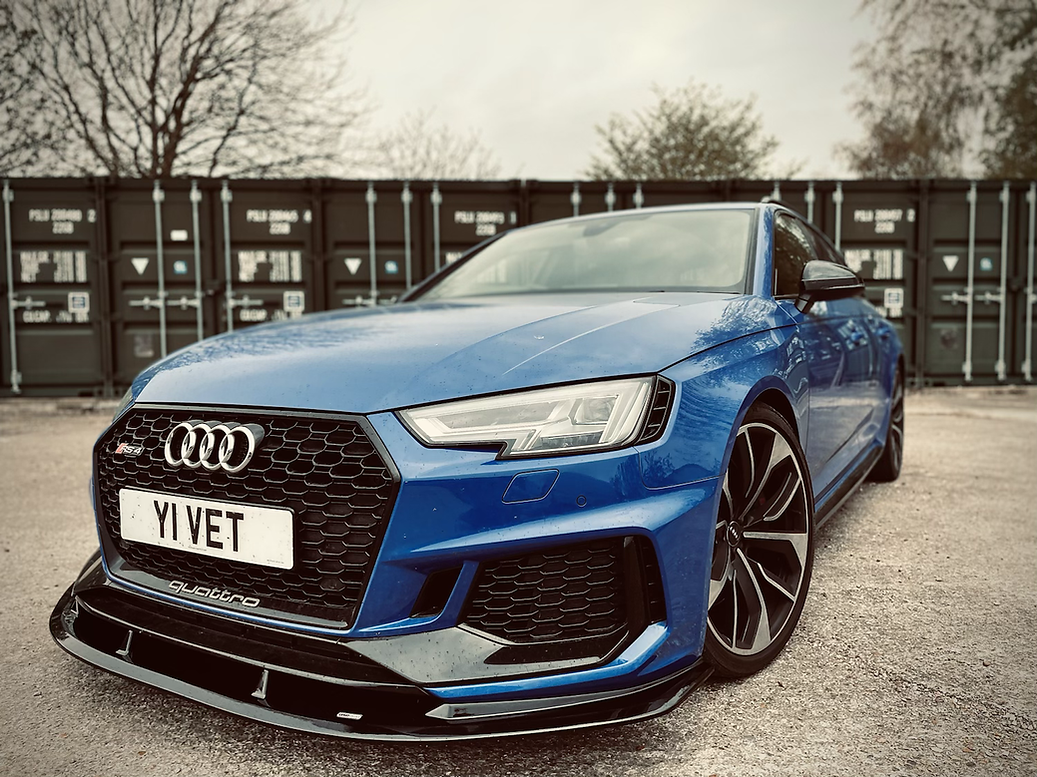 Dark Ghost - Audi RS4 B9 Front Splitter