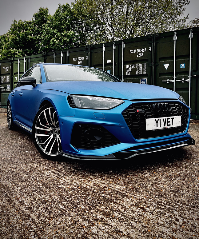 Dark Ghost - Audi RS4 B9.5 Front Splitter