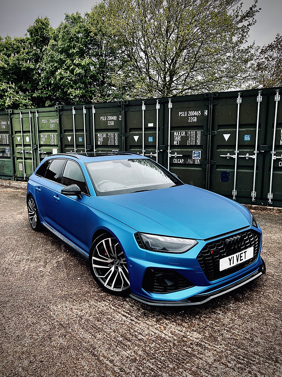 Dark Ghost - Audi RS4 B9.5 Front Splitter