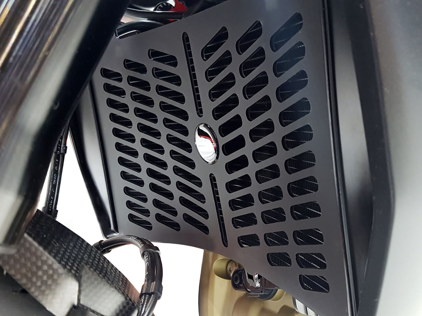 Radiator Cooler Grill Guard Protector PLASTIC DUCATI SUPERSPORT 2017 to Present