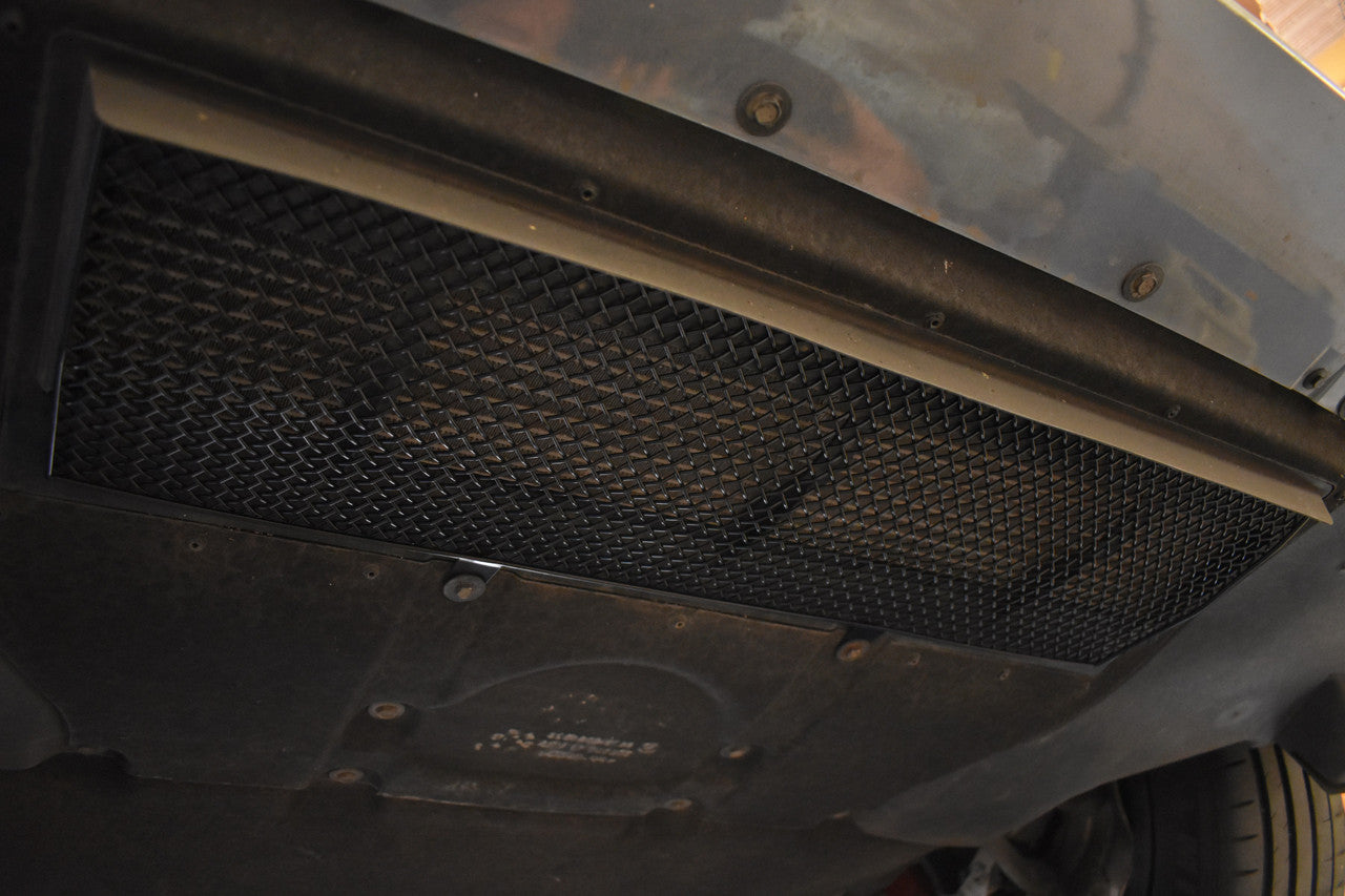 Zunsport BMW X3 / X4 M Competition - Oil Cooler Grille ZBM103020B