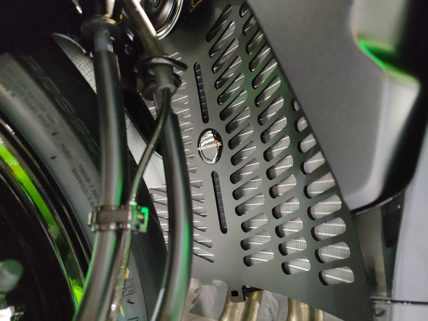 Cooler Grill Radiator Guard Oil Protector (PLASTIC) KAWASAKI, ZX6-R, 2024