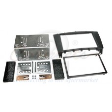Connects2 CT23MB03 Mercedes C Class 2004 on Double Din Facia Kit 